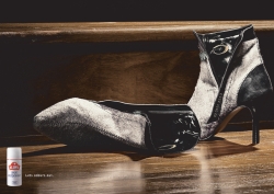 Kiwi Foot Deodorant: Inversed shoe