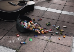 QE Convenience Store: Busker