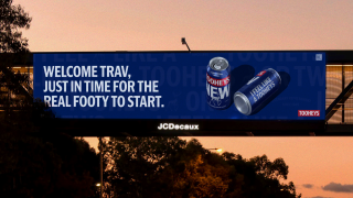 Tooheys: Welcomes Trav